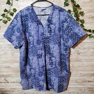 Simply Basic Button Up Blue Short Sleeve Shirt Womens Top Pattern Repeat